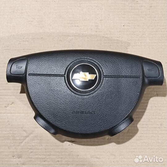 Подушка безопасности водителя Chevrolet Aveo T250