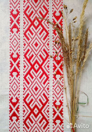 Салфетка для сервировки с вышивкой 45х29 см