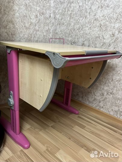 Письменный стол для школьника