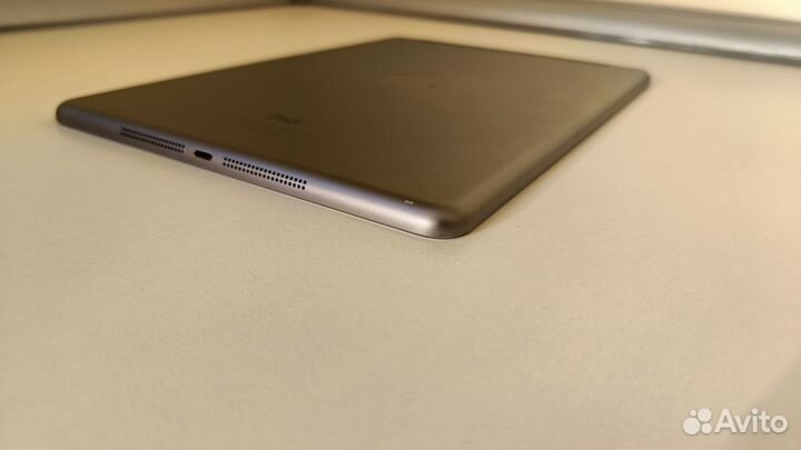 Apple iPad Air A1475 (Wi-Fi + Cellular) 16Gb