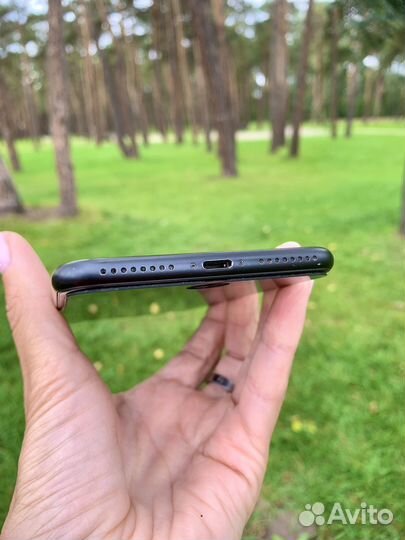 Телефон iPhone 7 plus 128 gb идеал