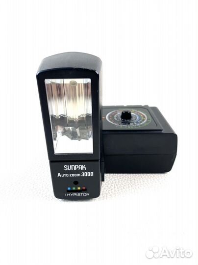 Фотовспышка Sunpak Auto Zoom 3000 (Nikon)