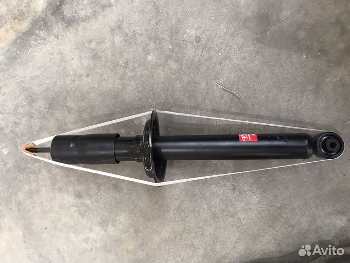 Амортизатор подвески газовый на honda Accord