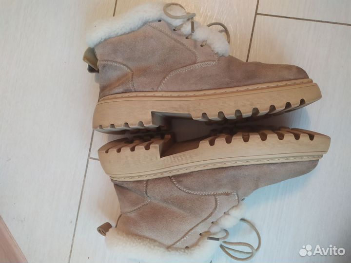 Зимние ботинки