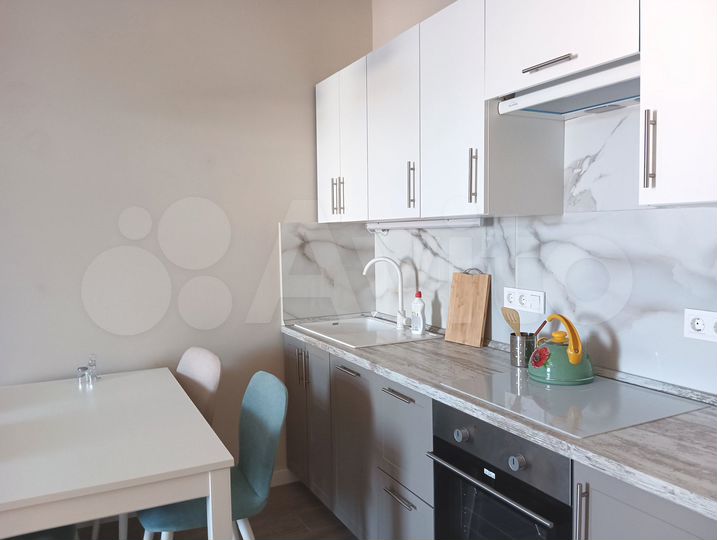 2-к. квартира, 63 м², 3/16 эт.