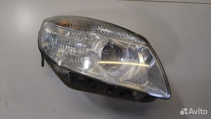 Фара (передняя) Skoda Fabia, 2010