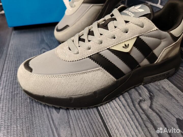 Кроссовки Adidas осень/весна