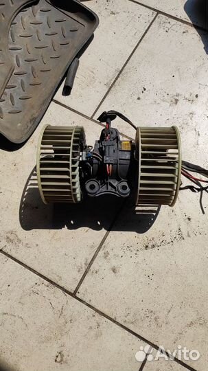 Моторчик печки bmw e39 e53 x5