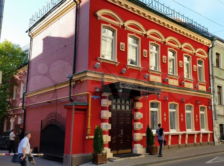 Представительский особняк класса А, 853 м²