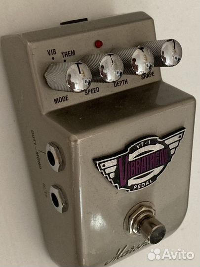 Гитарная педаль Marshall VT-1 Vibratrem