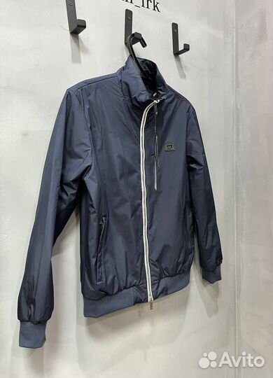 Куртка Tom Ford: весенний комфорт 46-54