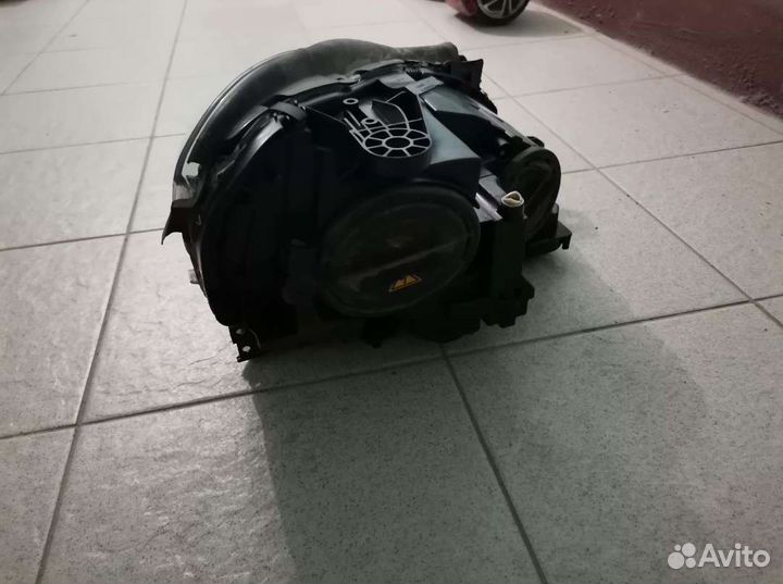 Фара левая Mercedes Benz c-class w204 rest