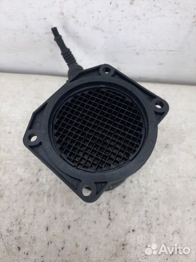 Расходомер Audi A4 седан 2.0 ALT 2001