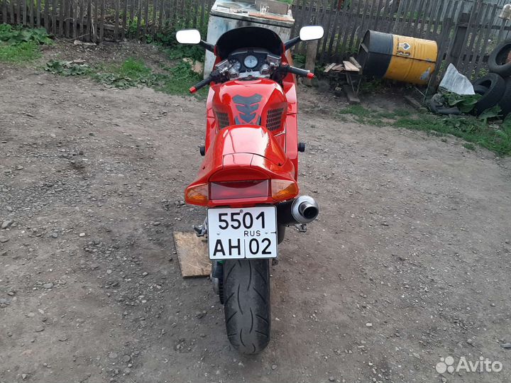 Honda vfr 750f rc 36