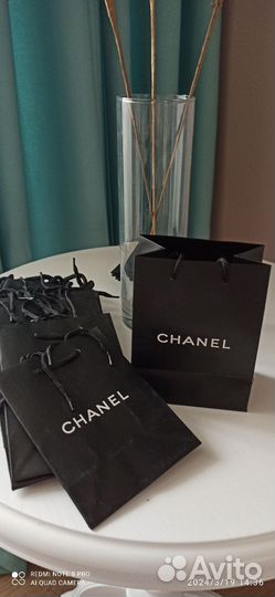 Подарочные пакеты с логотипом Chanel