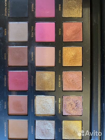 Huda beauty палетка