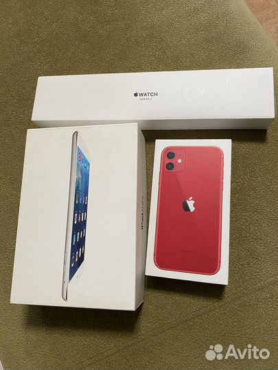 iPhone 11, 64 ГБ