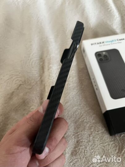 Чехол Pitaka на iPhone 13 Pro Max