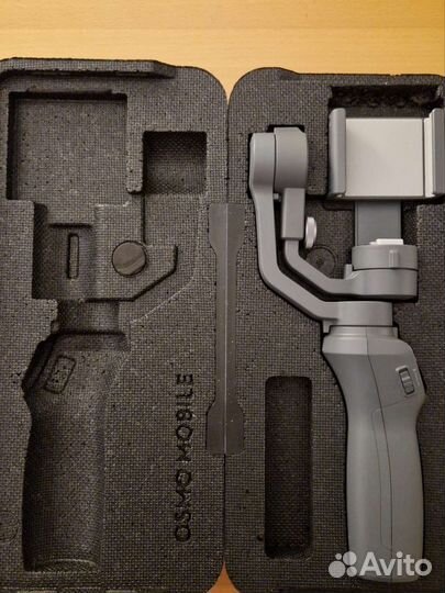 Стабилизатор DJI Osmo mobile 2