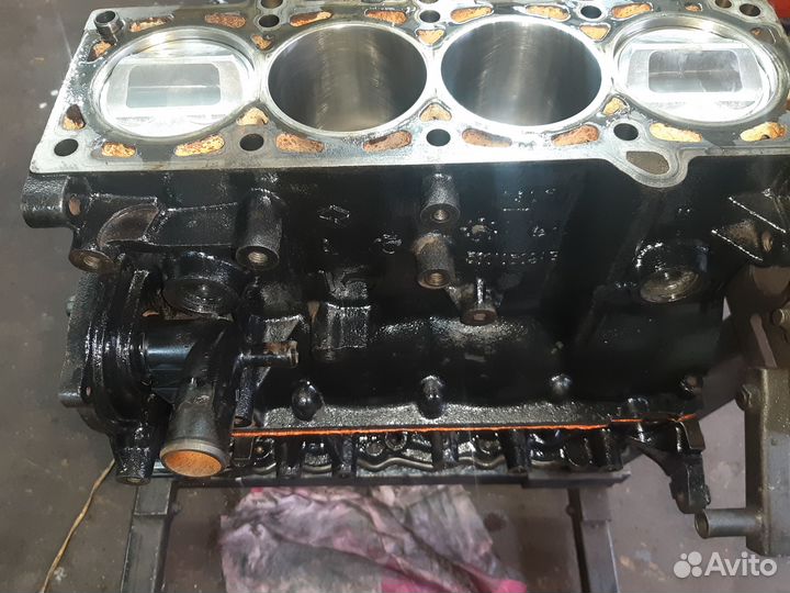 Мотор крайслер 2,4 EDZдля Газель Волга Соболь