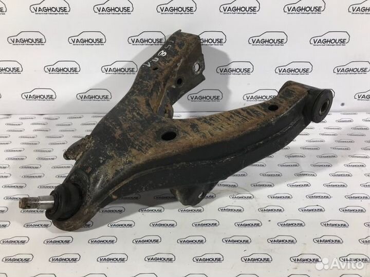 Рычаг подвески передний левый Toyota Land Cruiser