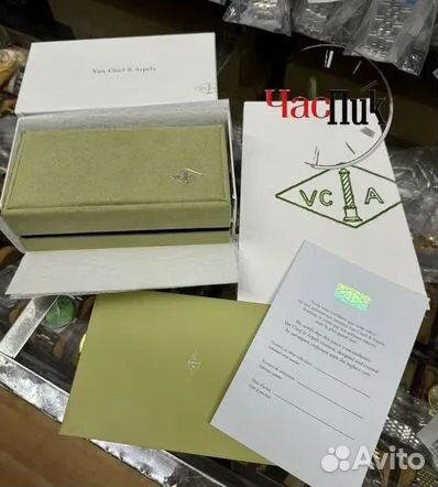 Часы Van Cleef Arpels Alhambra