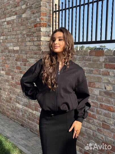 Костюм женский