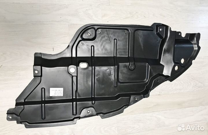 Защита двигателя пластиковая Toyota Camry V40