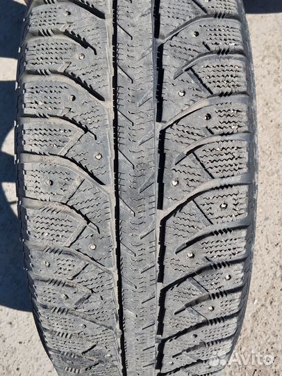 Bridgestone Ice Cruiser 7000 265/65 R17