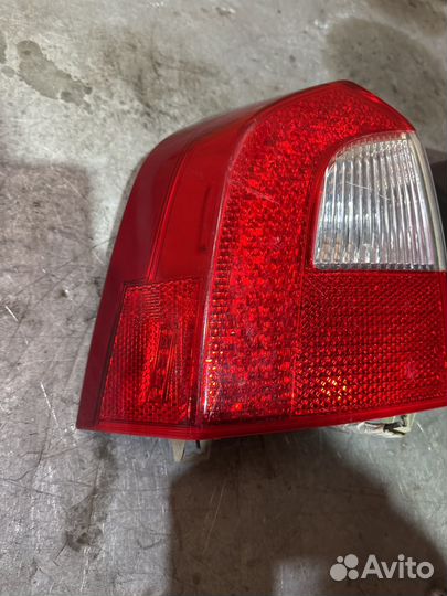 Задние фонари Volvo v70 3-gen дорест