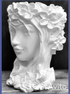 Ваза из гипса