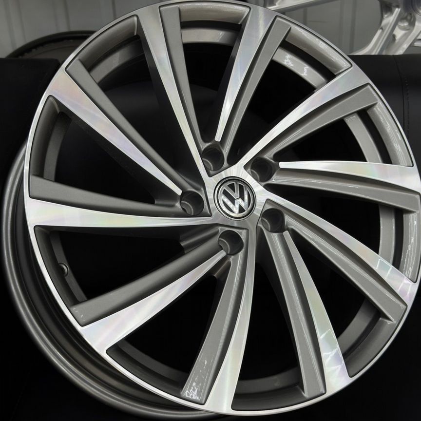 Литые диски Powcan 7.5×R17 5×100