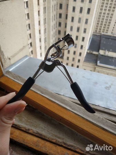 Щипцы для завивки ресниц