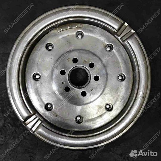 Двухмассовый маховик 415 0857 09