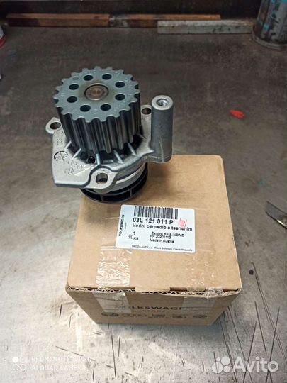 Помпа VW+audi+skoda VAG 03L121011P