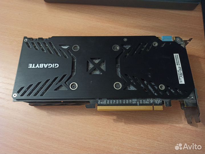 Видеокарта Gigabyte GTX 960 4Gb Windforce