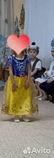 Костюм белоснежки и нарядное платье