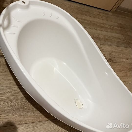 Ванночка для купания новорожденного