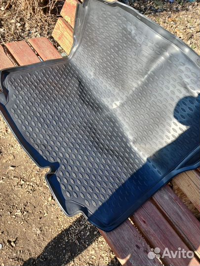 Коврик в багажник