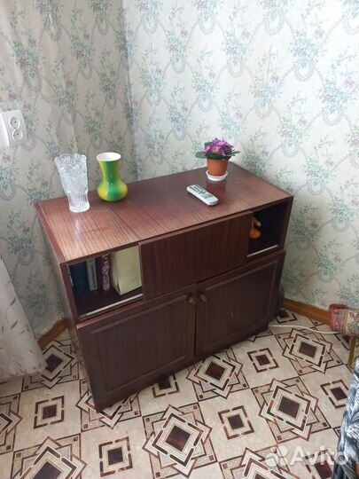 Тумба под телевизор