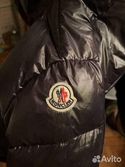 Пуховик Moncler женский L