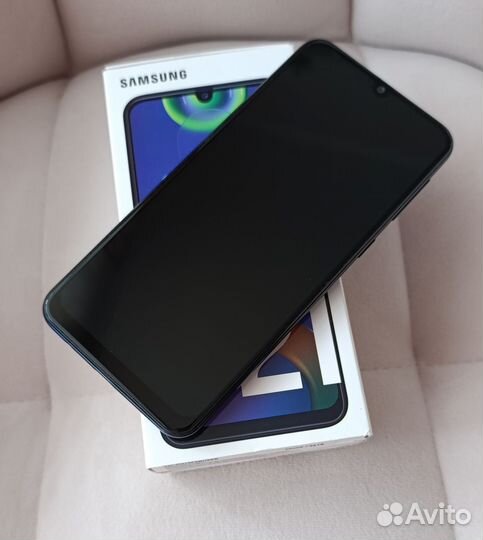 Samsung Galaxy M21, 4/64 ГБ