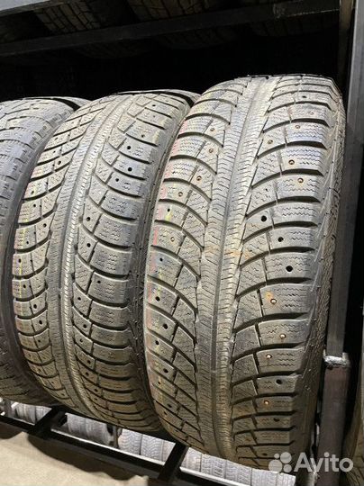 Gislaved Nord Frost 5 235/65 R17