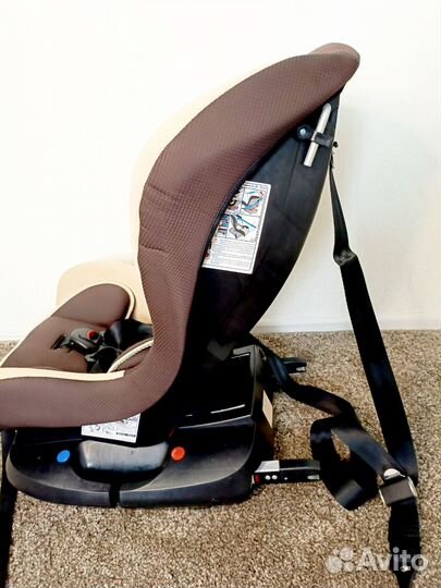 Детское автокресло с креплением isofix
