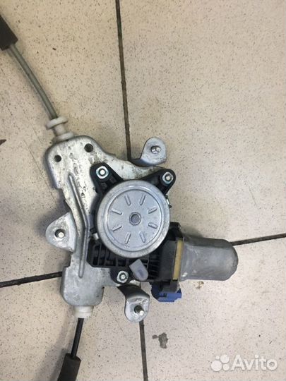 Стеклоподъемник передний правый Chevrolet Epica