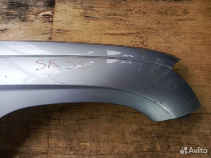 Переднее правое крыло Chrysler Pacifica CS