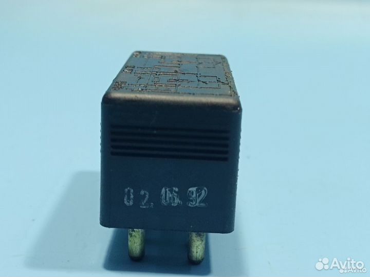 Реле для Mercedes-Benz W124