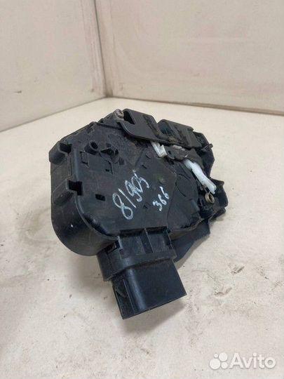 Замок двери передней левой Ford Focus