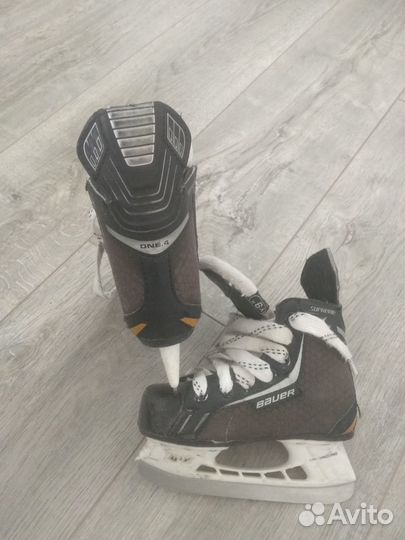 Коньки хоккейные Bauer one 4