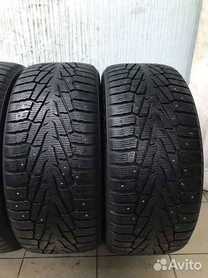 Nokian Tyres Hakkapeliitta 7 SUV 275/40 R20 101T